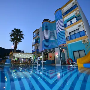 https://yade-hotel.aegeanhotels.net